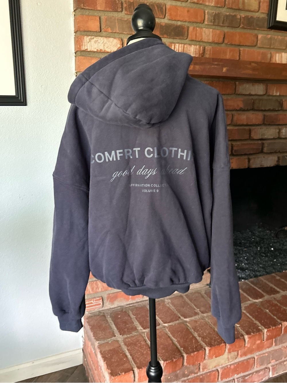 Comfrt Affirmation Zip Up Oversized Hoodie in Midnight Blue Sz XS - Picture 9 of 11